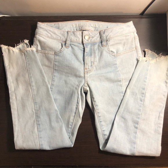 American Eagle Outfitters Denim - American Eagle Cropped Jeans